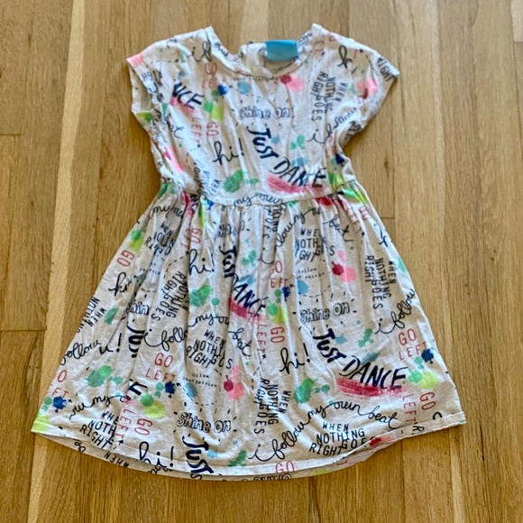 Graphic Print Casual Dress - Picture 1 of 4